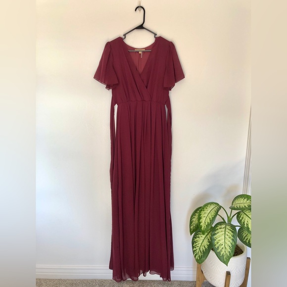 PINKBLUSH Burgundy Chiffon Short Sleeve Maternity Maxi Dress - Picture 6 of 9